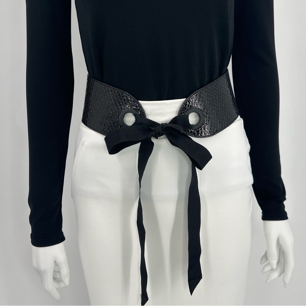 Club Monaco 100% Genuine Leather Waist
Best, multi use